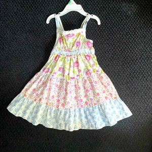 Adorable lightweight dress